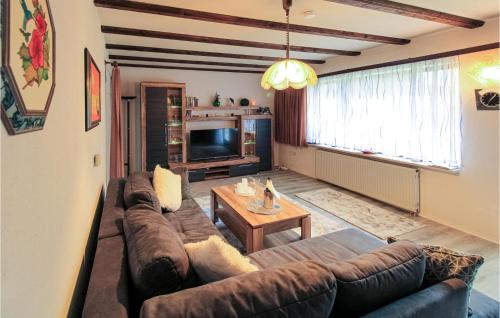 Awesome apartment in Arrach with 2 Bedrooms and WiFi