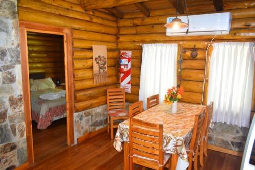 Two-Bedroom Bungalow image 7