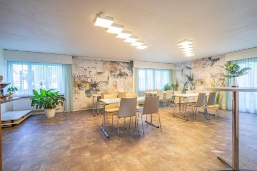 อาหารและเครื่องดื่ม, Schlosshotel - Self Check-In Hotel in บรีค