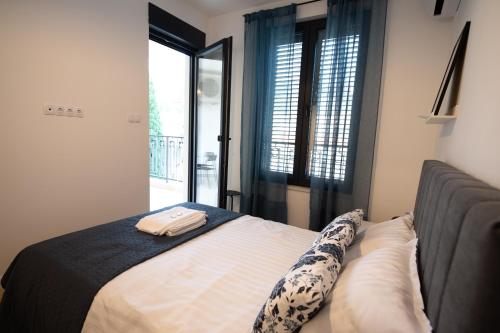 Standard Apartment image 10