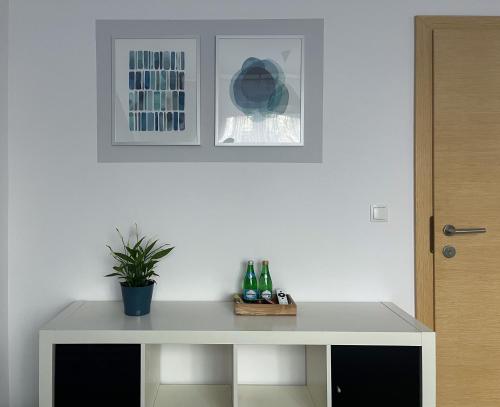 Shape&Color premium Hostel – Warsaw, TX