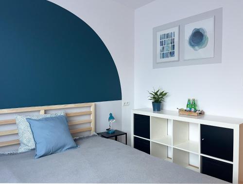 Shape&Color premium Hostel – Warsaw, TX