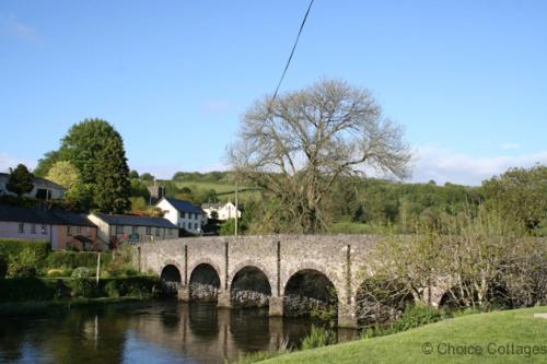 MONKLEIGH COACHMANS COTTAGE 1 Bedroom