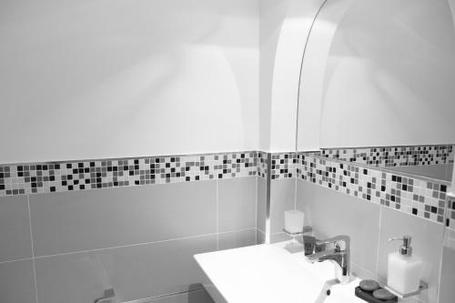 Hub Navona - main image