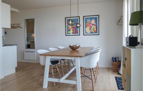 Stunning Apartment In Allinge With Wifi