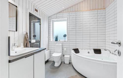 Bathroom, 5 Bedroom Amazing Home In Sydals in Mommark