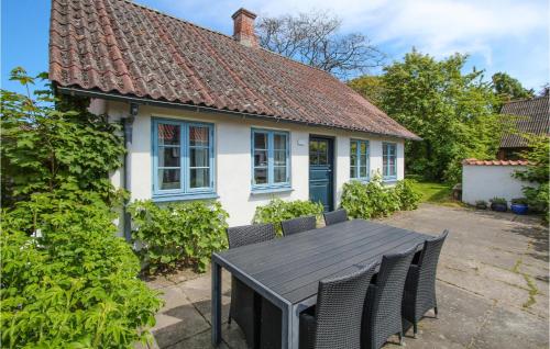 Stunning Home In Sams With 3 Bedrooms And Wifi