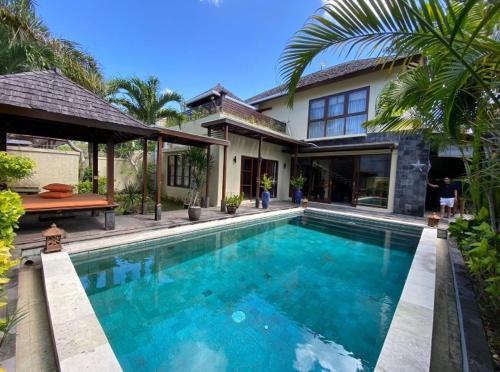 Villa Maharani Jimbaran