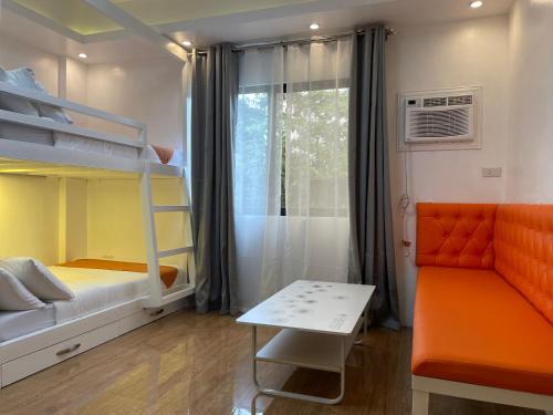 6 double beds