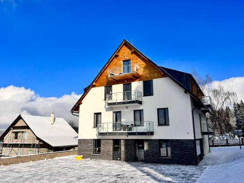 Viesnīcas āriene, Apartmán SKI Plešivec (Apartman SKI Plesivec) in Abertamy