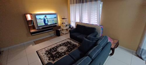 Ghazi Homestay P17