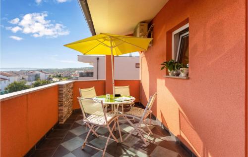 1 Bedroom Cozy Apartment In Krk