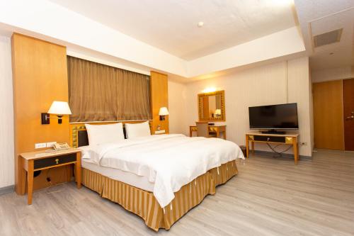 1 queen bed