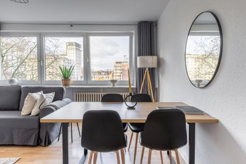 Modernes und Zentralgelegenes Apartment mit Küche, Netflix, und Balkon