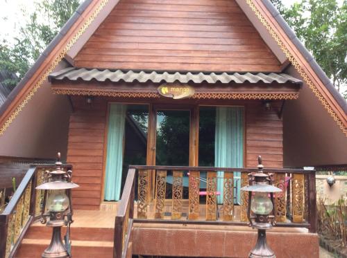 Himawari Restaurant and Cottage in Nong Phai