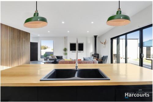 Scandi at Stieglitz Sleeps 6 Modern & Stylish