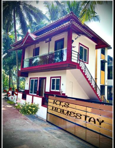 KT's River Homestay