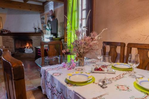 Casa Rural La Tahona in Elche de la Sierra