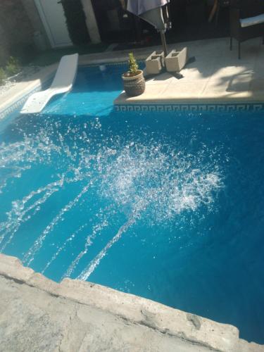 Apart hotel protomy tenemos piscina climatizada - Morón