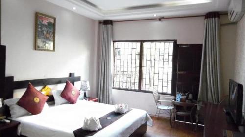 Lao Blossom Hotel & Restaurant