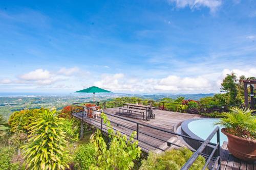 Balcony/terrace, Sinurambi Bed & Breakfast - Mills Residence in Penampang