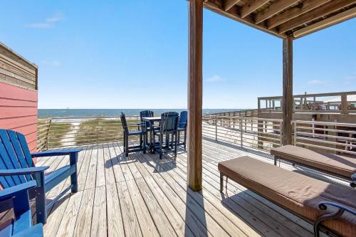 Inheritance Delayed Beach House Suite B in Fort Morgan