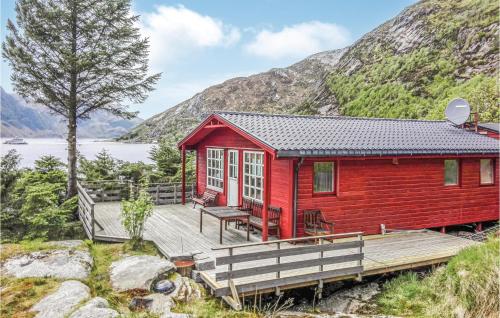 Nice Home In Mly With 3 Bedrooms - Måløy