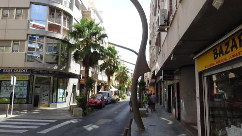 La Marina - image 2