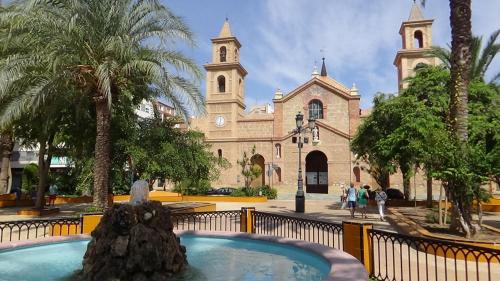 La Marina - image 5