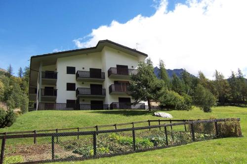  Valtournenche Appartamento comodo alle piste in Singlin