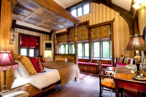 Whitley Hall Hotel - image 8