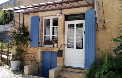 Le Gîte du Lapin Bleu - La Roche-Vanneau