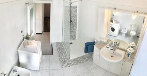 Principe Station & Castelletto-FLATx4-Optional PARKING, Janov (fotografie 6)