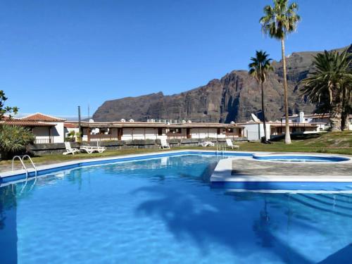 Úszómedence, Calle Tamara 2-9 in Alcala