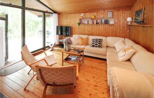  3 Bedroom Amazing Home In Samsø in Nordby