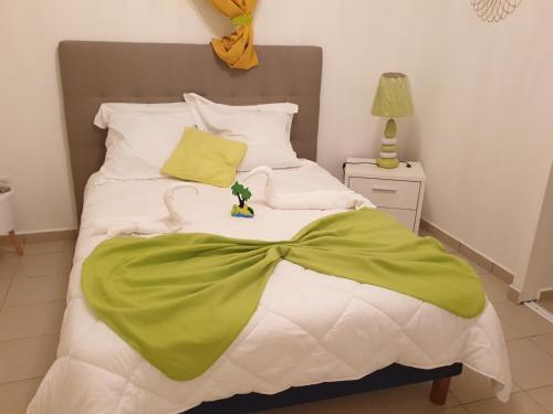 SAINTE-ANNE, LOCATION T2 SUN HOLLIDAYS in Sainte-Anne