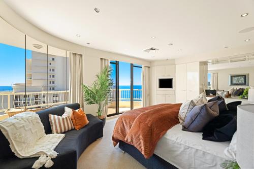 Exterior view of Biarritz Apartments