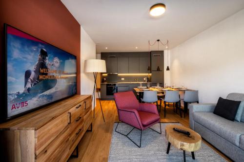 2 bedrooms, 3 beds