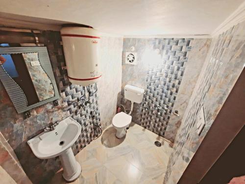Hotel Al Azrah – Srinagar, PA