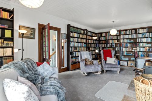 Zunanjost, The Professor's Beach House - Brighton Home in Brighton