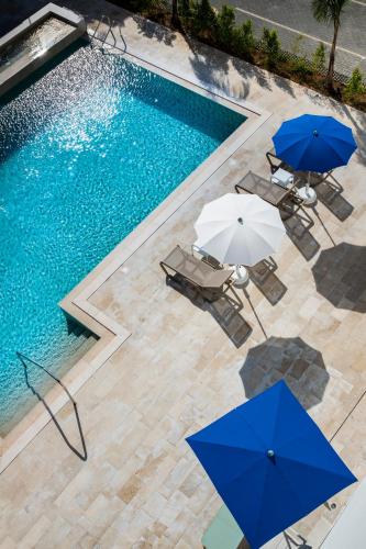 Swimming pool, Azzurra Aparthotel in Calimera