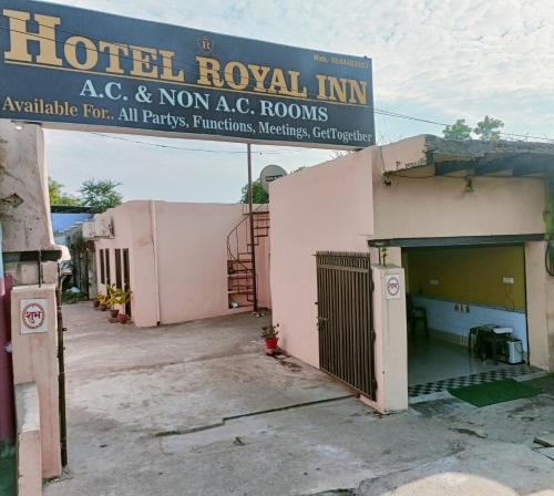Hotel Royal Inn photo 5