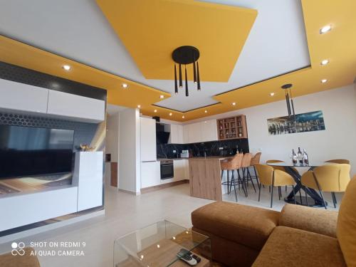 Luxurious two bedroom apartment ADRI with parking