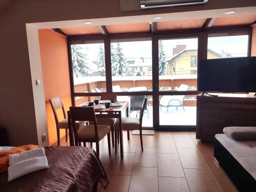 Quadruple Room with Terrace image 4