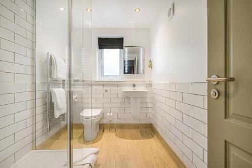 Innkeeper's Lodge Solihull Knowle - image 12