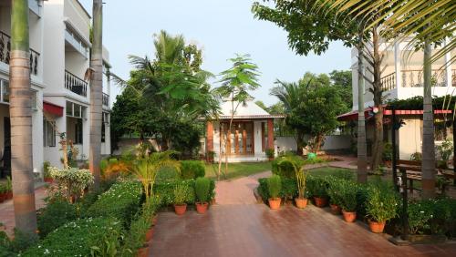 Upasana Eco Resort Daronda