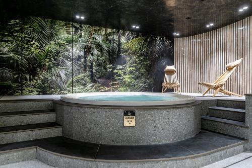 Pezsgőfürdő, Hotel Roman Maramures - Ski & Spa Resort in Borsa