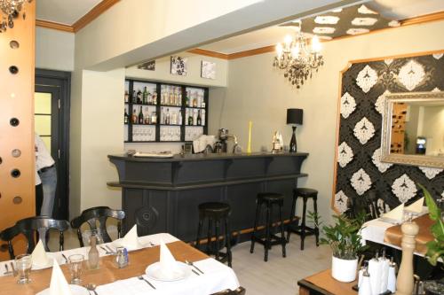 Hotel Gloria Budapest City Center - image 2