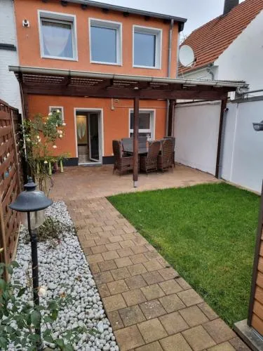 Gästehaus-Ferienwohnung-Appartement mit Terrasse - Nähe Kliniken/ Herzzentrum in Bad Oeynhausen, Deutschland
