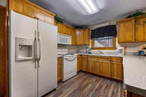 Poplar Point Condo Unit 12C in Pigeon Forge (TN)